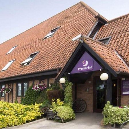 Premier Inn Milton Keynes South Exterior foto